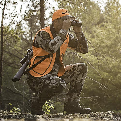 https://bushnellsa.co.za/wp-content/uploads/2020/12/Primos_0000_BENX1042_EngageDX_Binocular_Lifestyle1.jpg