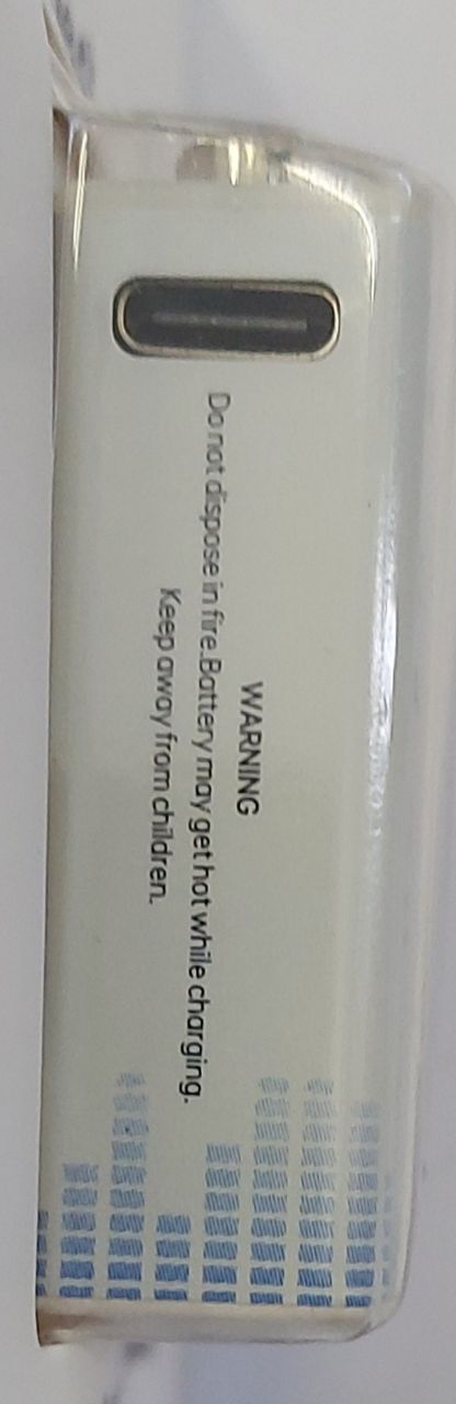 Hoselect 9V 500mAh Li-Ion Rechargeable Battery With Charger Cable